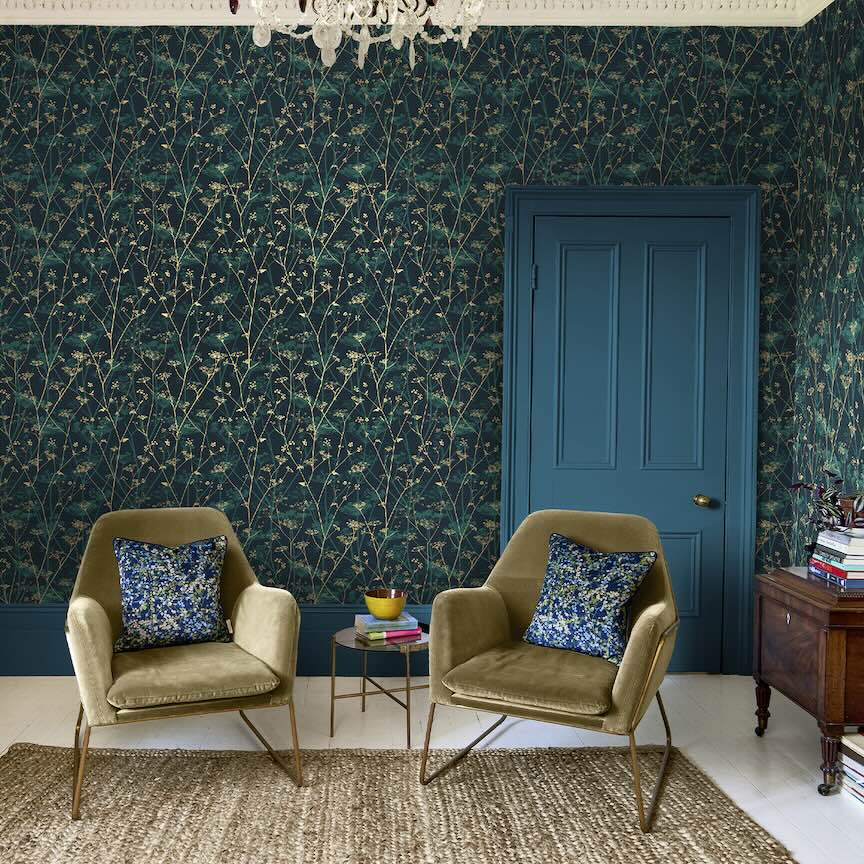 - Clarissa Hulse Wild Chervil Kingfisher & Gold Wallpaper - 120394 - Decor Warehouse