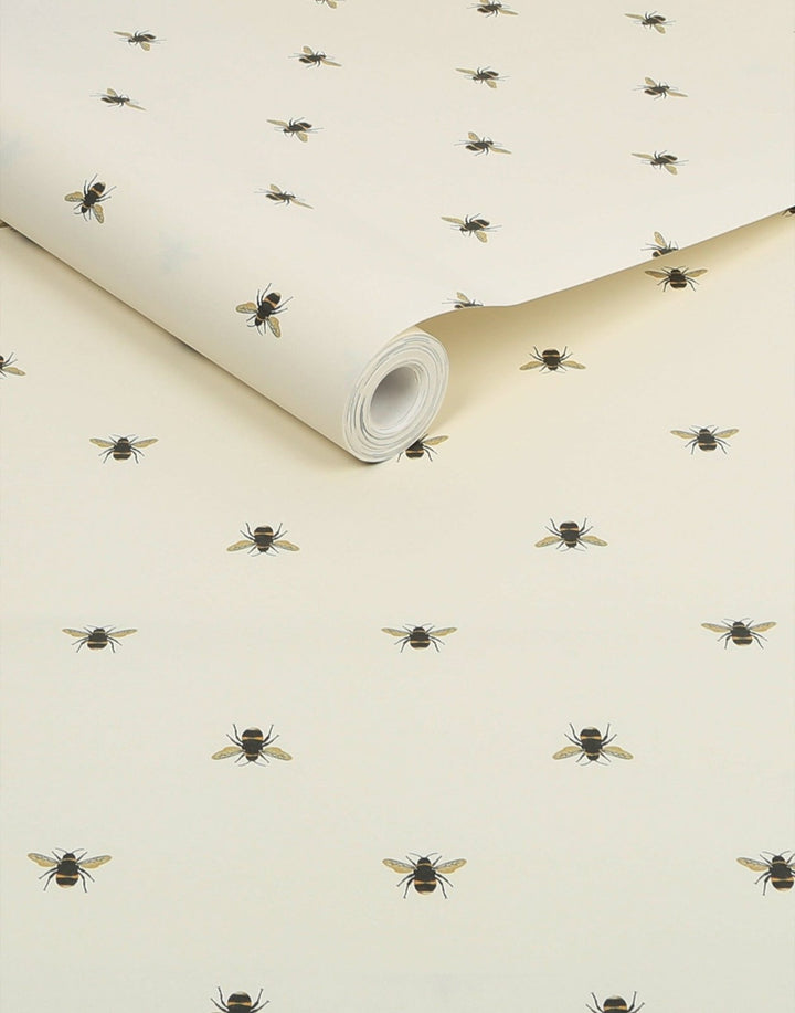 - Joules Botanical Bee Creme Wallpaper - 118544 - Decor Warehouse