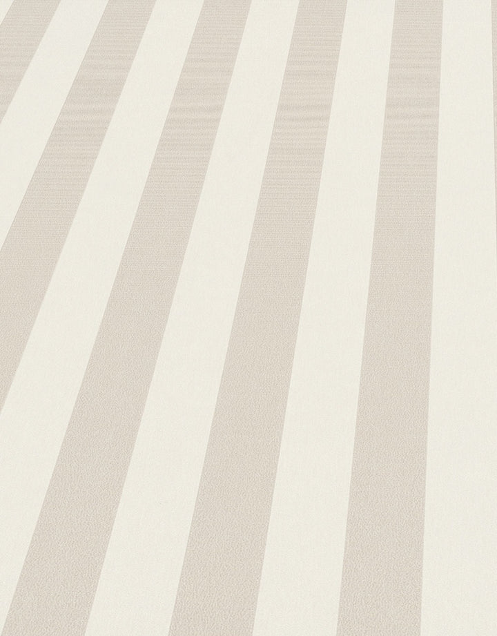 Versaille Entree Wallpaper by Erismann
