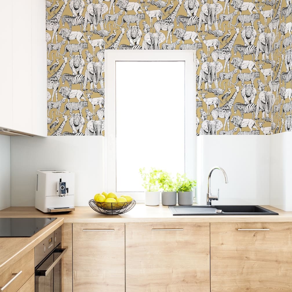 Superfresco Easy Jungle Animals Jaune Wallpaper