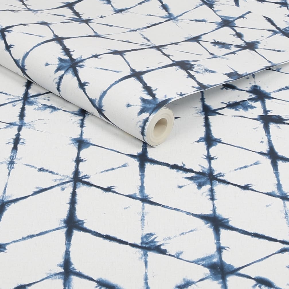 Geo Tie Dye White & Blue Wallpaper