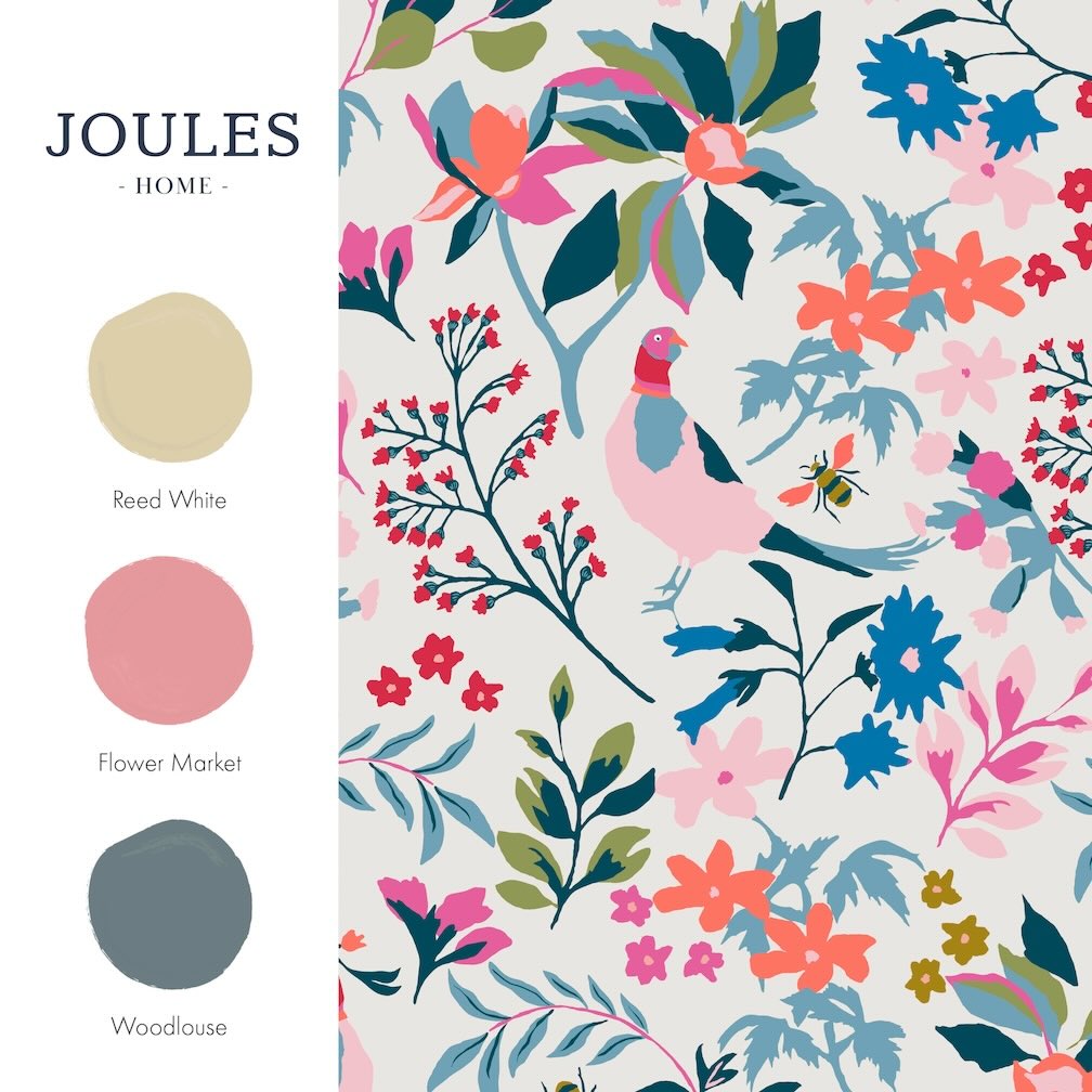 Joules Fields Edge Floral Antique Creme wallpaper