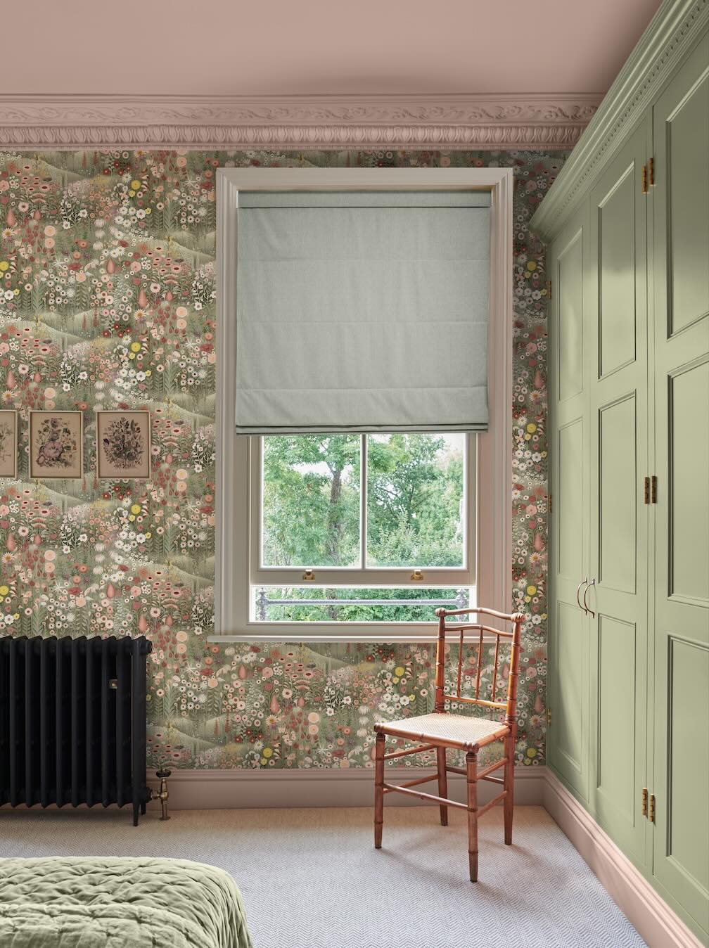 Graham & Brown Glenwhan Wildflower Dew Wallpaper