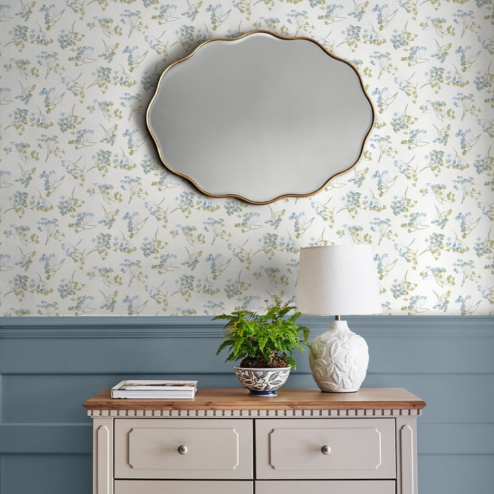 Laura Ashley Avonbury Hedgerow Green Wallpaper