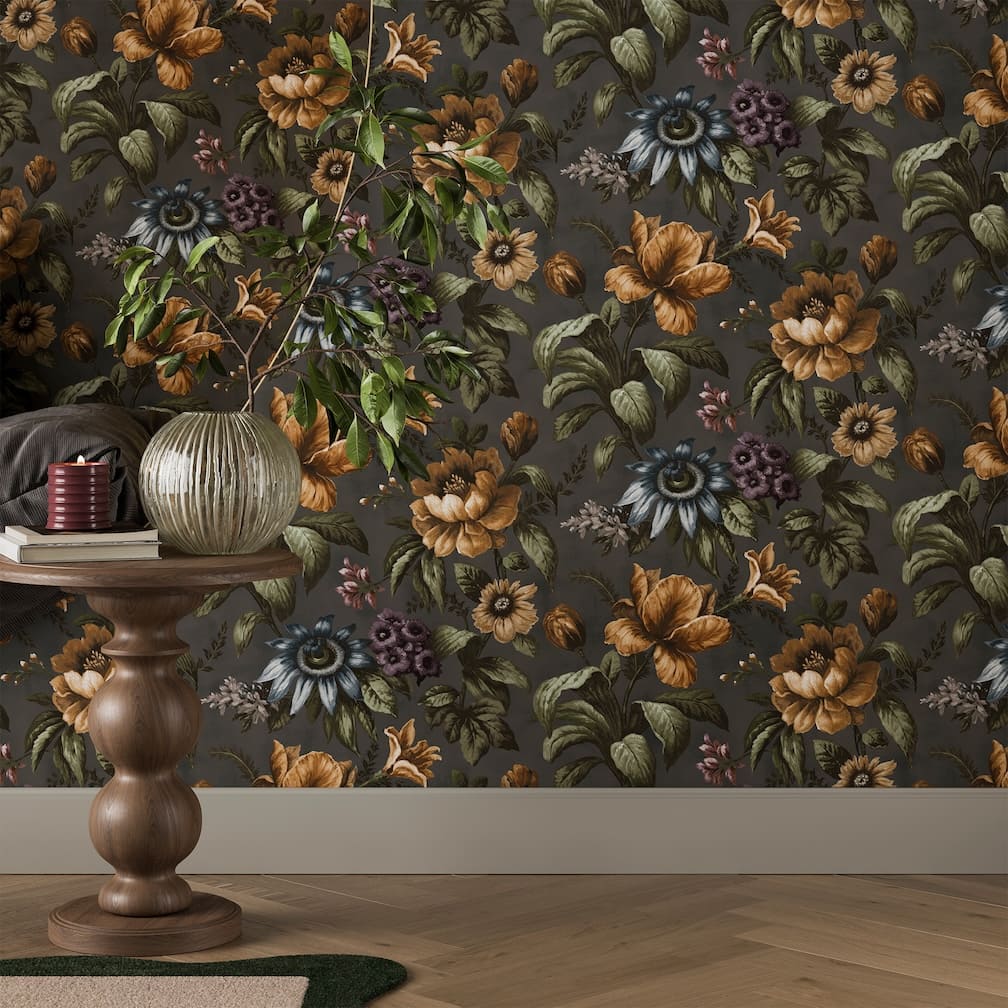 Superfresco Easy Gardenia Charcoal Wallpaper