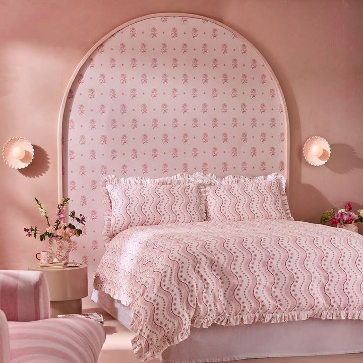 Cath Kidston Spitalfield Bunches Pink Wallpaper