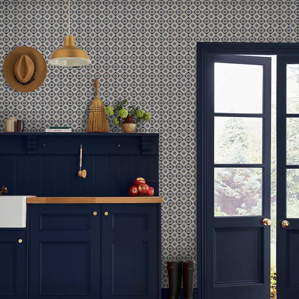 Joules Meadow Geo Navy & Cream Wallpaper