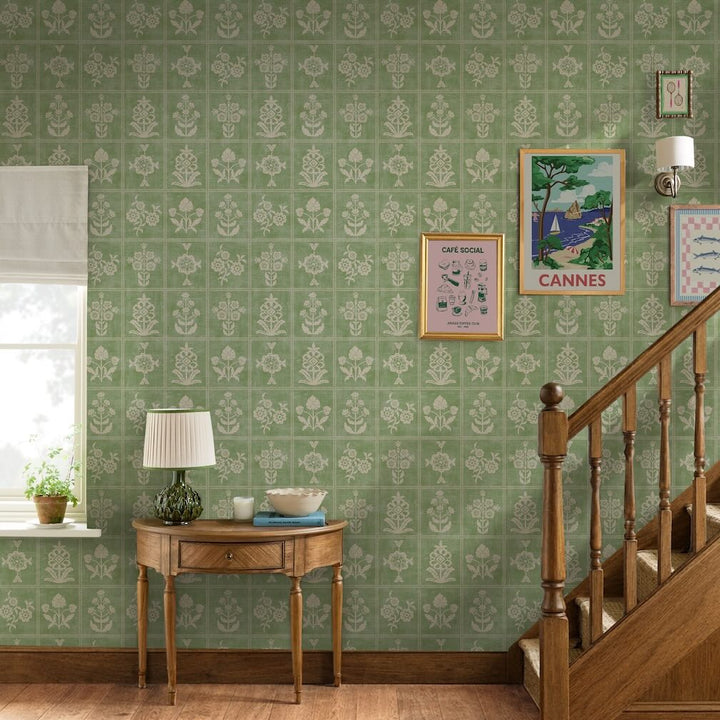 Joules Garden Floral Grid Pistachio Green Wallpaper