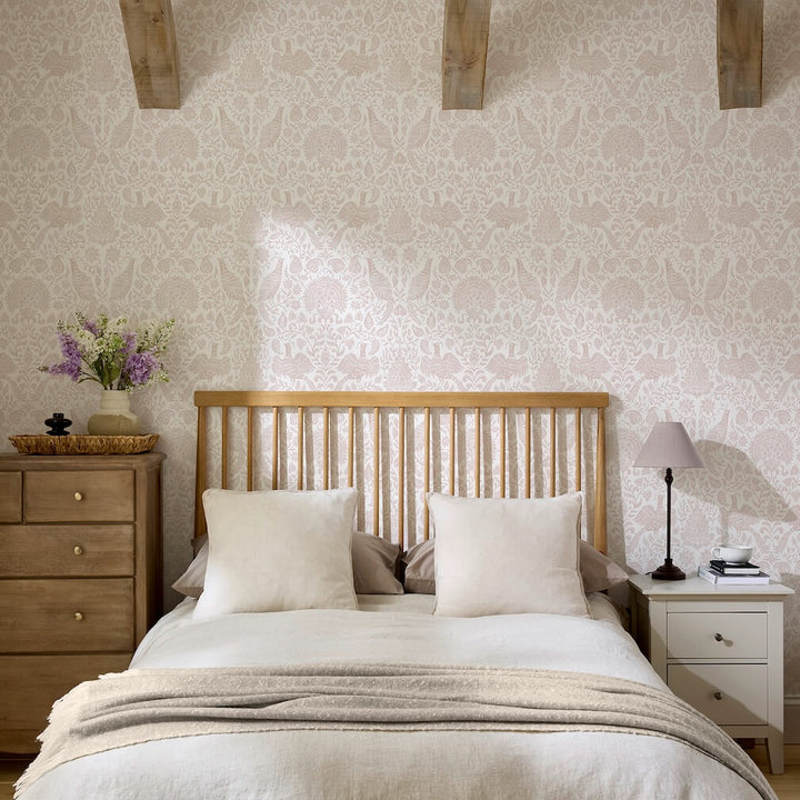 Superfresco Easy Wren Pink Wallpaper