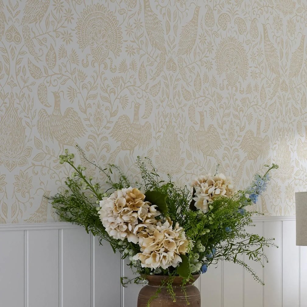 Superfresco Easy Wren Buttermilk Wallpaper