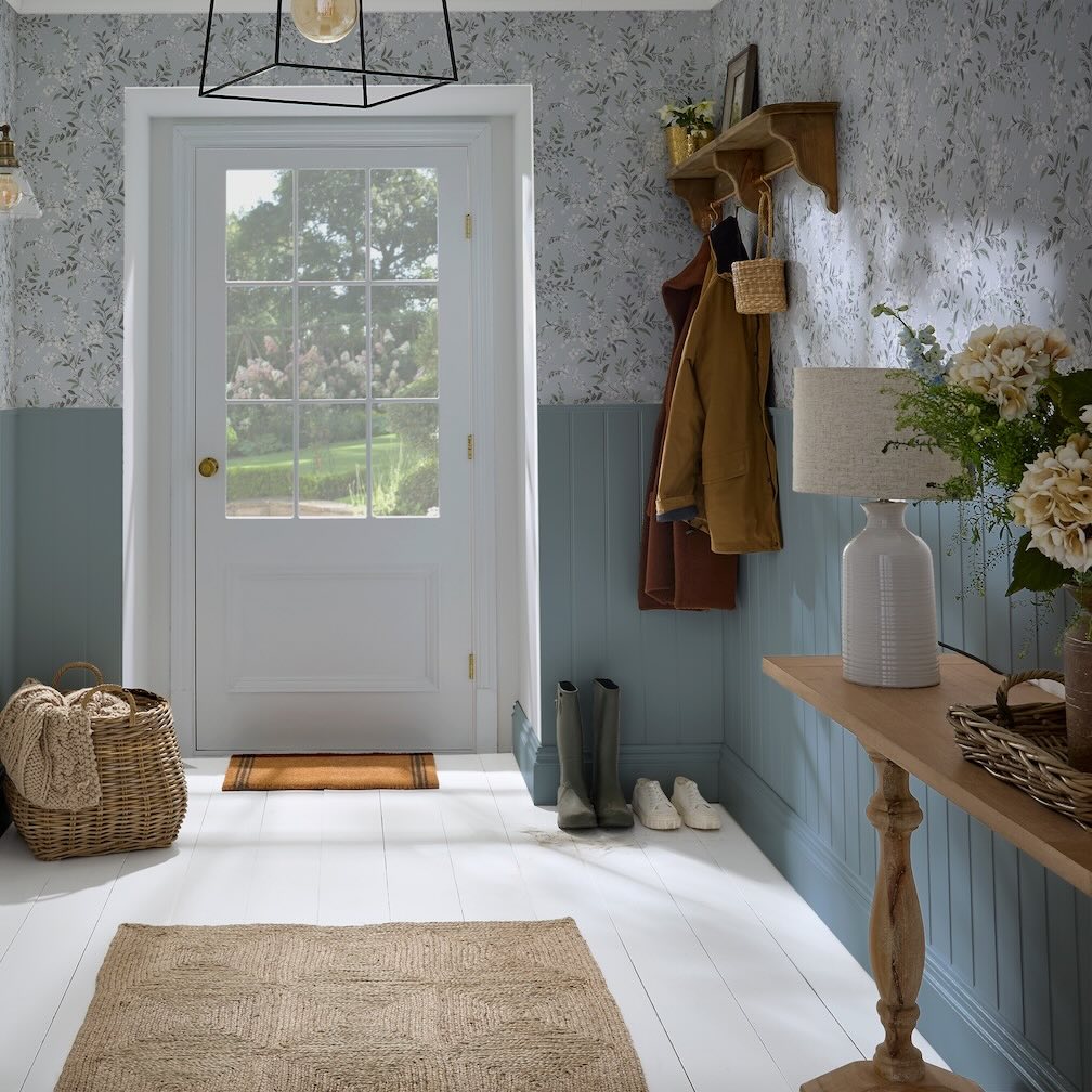 Superfresco Easy Clara Blue Wallpaper