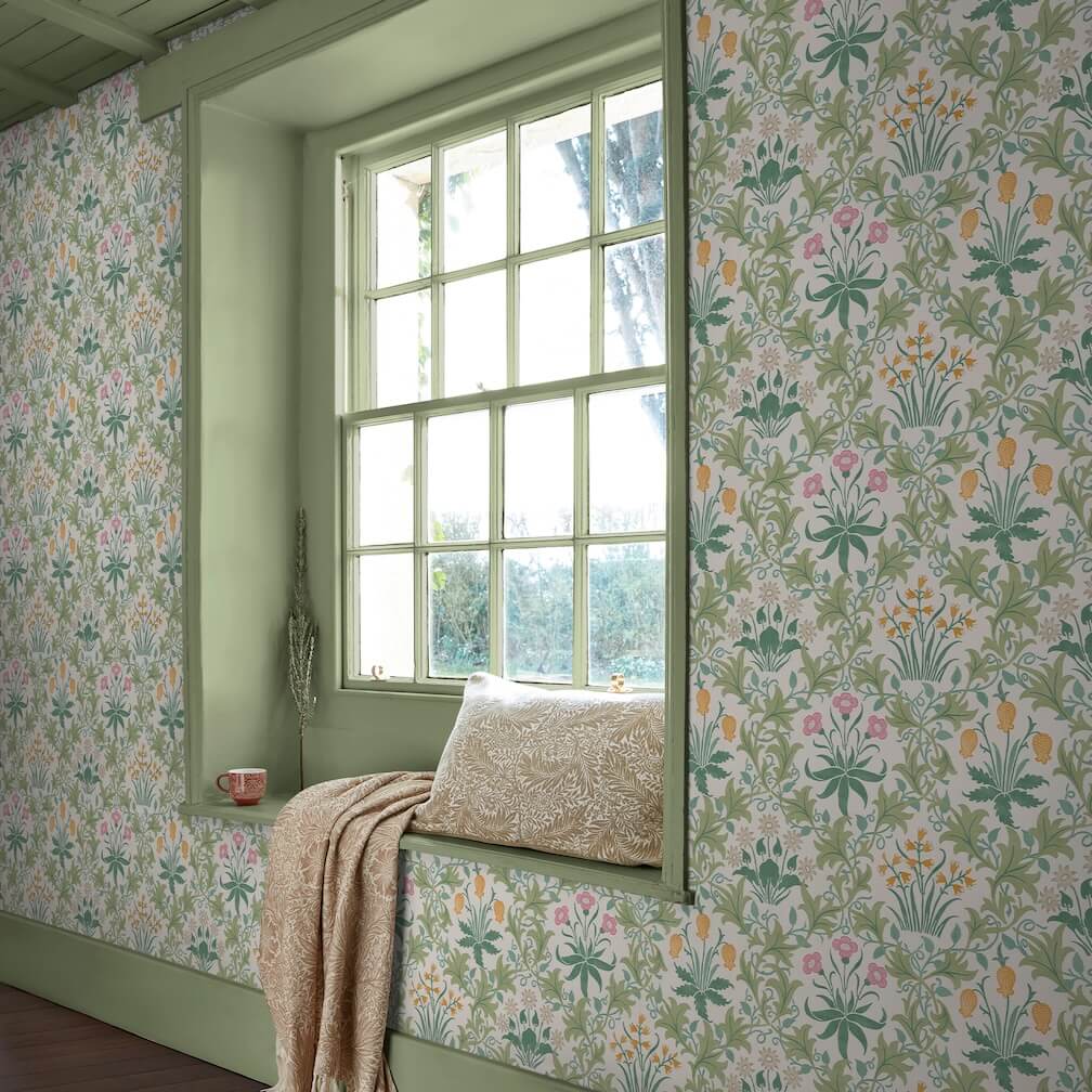 William Morris Celandine Spring Garden Wallpaper