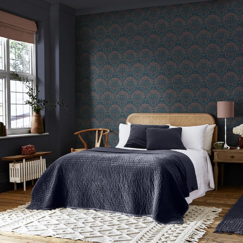 William Morris Michaelmas Daisy Midnight Wallpaper