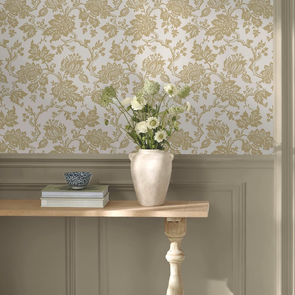 Martha Stewart Jacobean Antique Gold Wallpaper