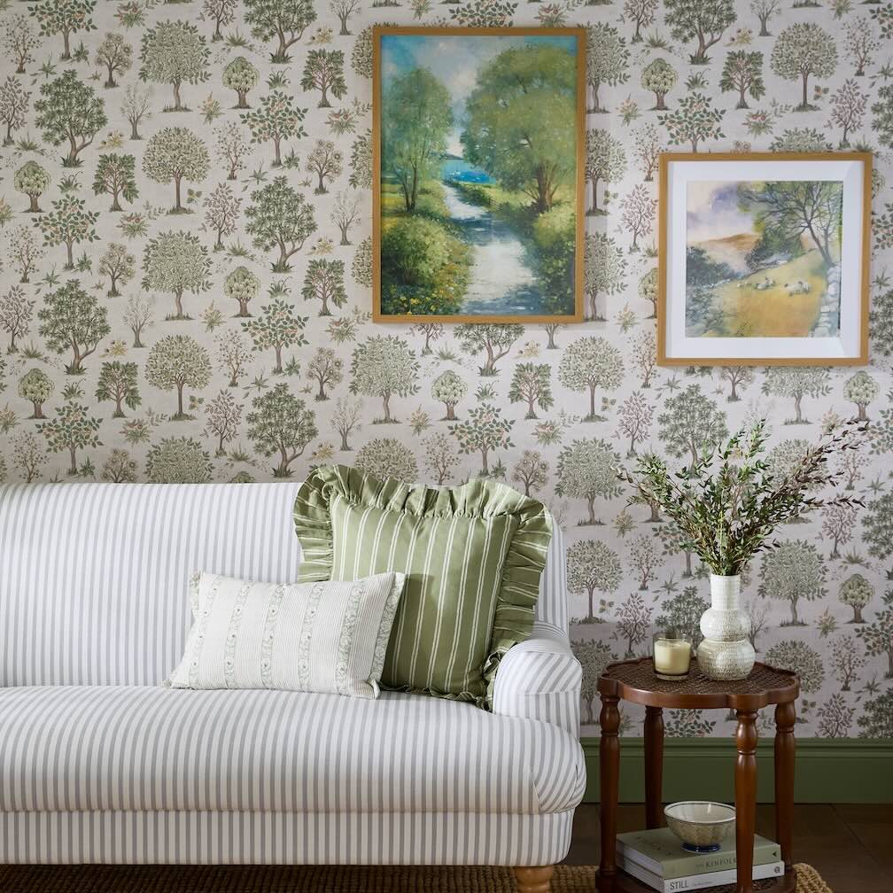Laura Ashley Ashbridge Hedgerow Wallpaper