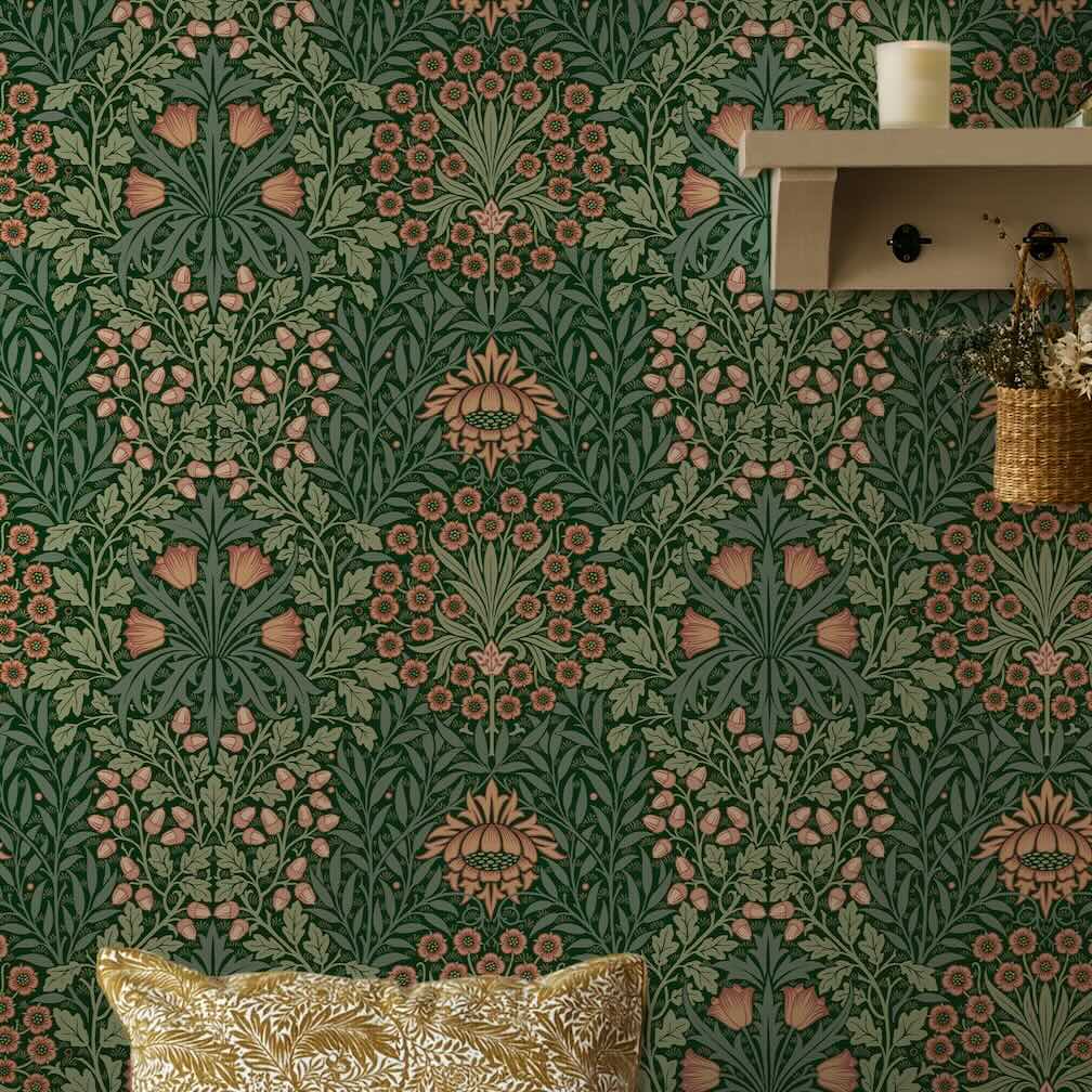 William Morris Oak & Willow Privet Green Wallpaper