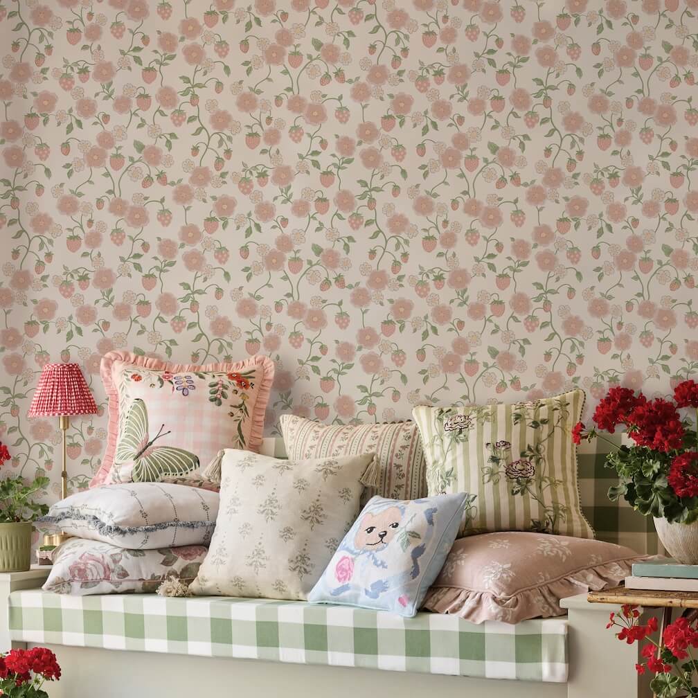 Cath Kidston Strawberry Pink Wallpaper