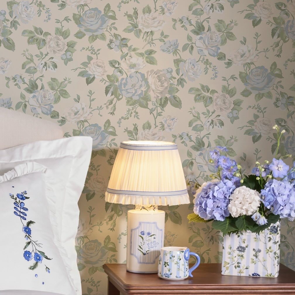 Cath Kidston Garden Rose Blue Wallpaper