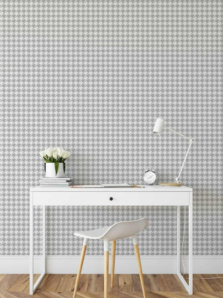 Muriva Houndstooth Geometric Silver/White Metallic Wallpaper