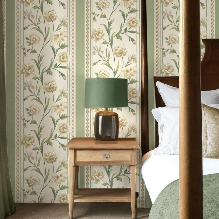 Belgravia Raya Cream Wallpaper