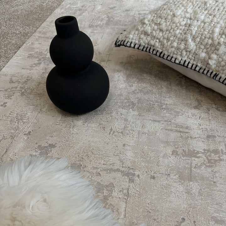 Belgravia Plaster Beige Wallpaper