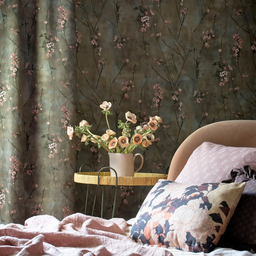 Woodchip & Magnolia Blossom Brown & Blush Wallpaper