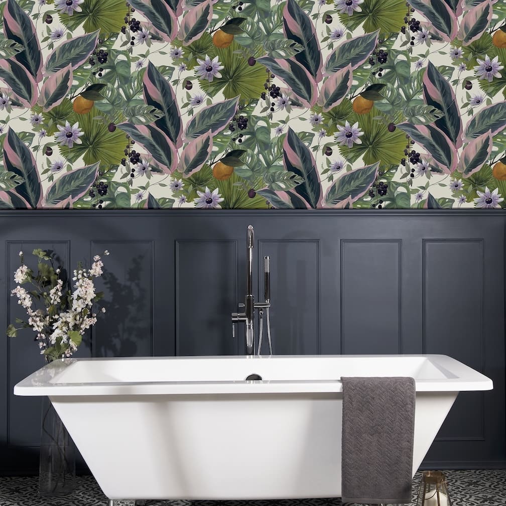 Arthouse Passion Flower White Wallpaper - 921704