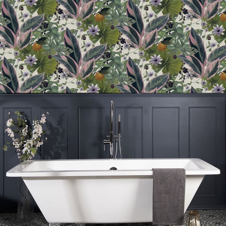Arthouse Passion Flower White Wallpaper - 921704