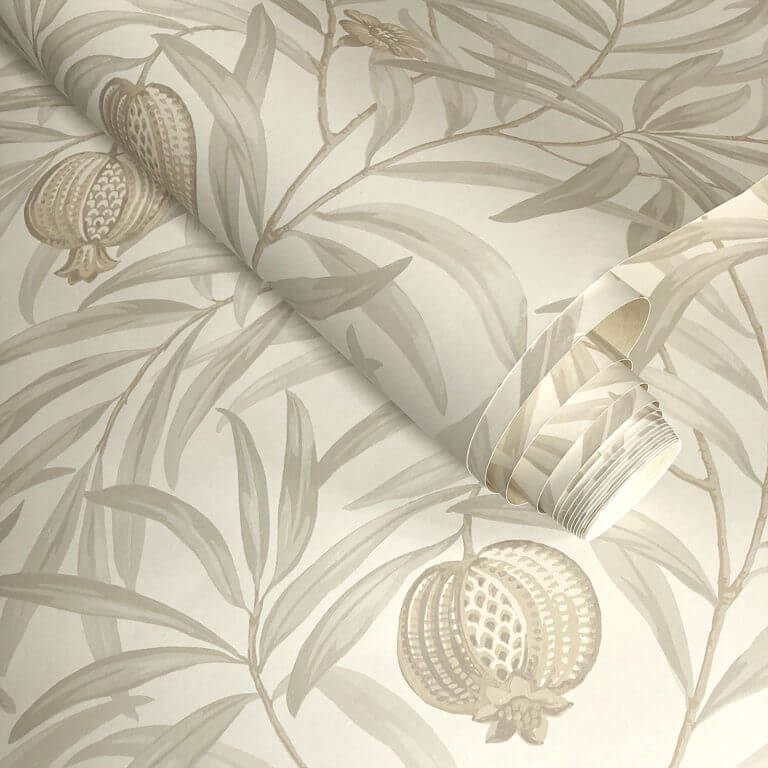 Belgravia Pomegranate Cream & White Wallpaper - 9610