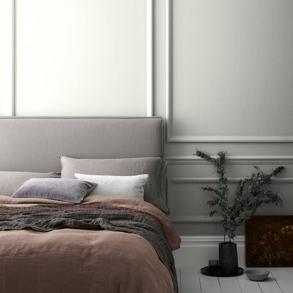 Crown Crafted Woven Calcio Flat Matt Paint - 5096146