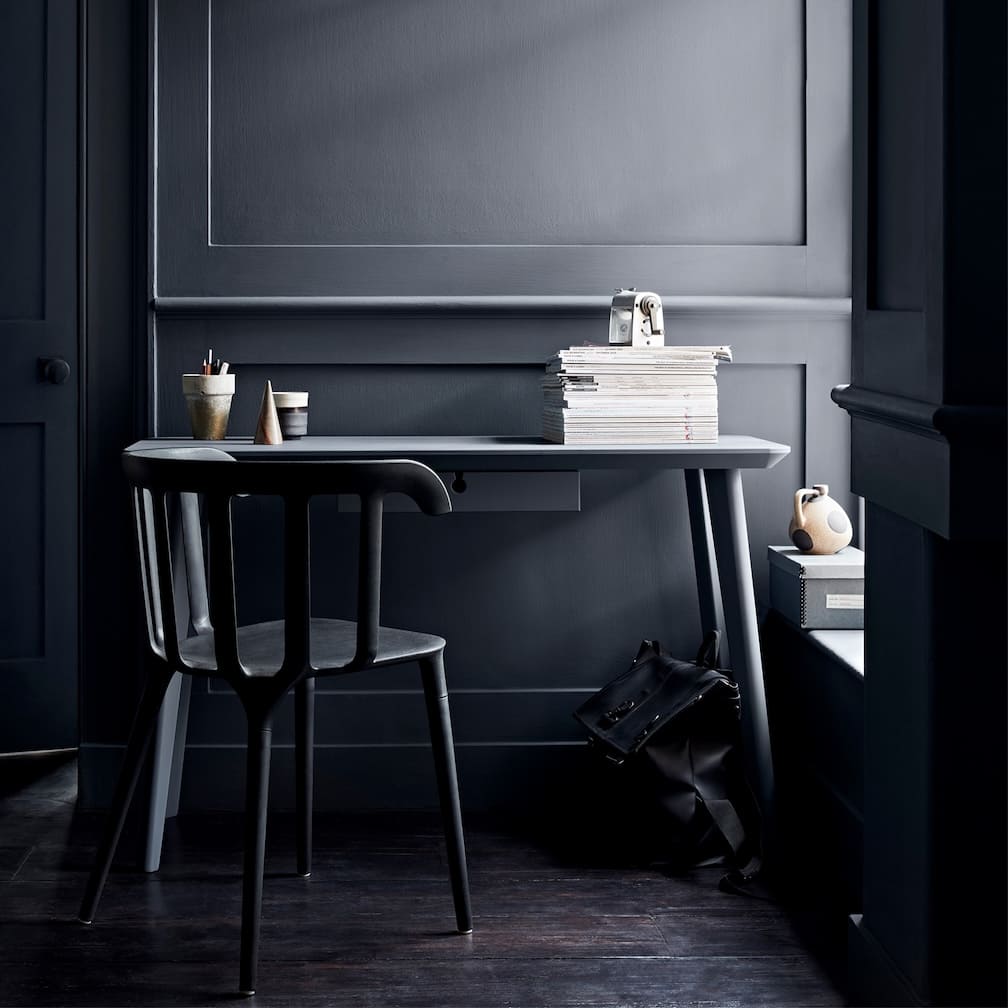 Crown Easyclean Durable Matt Emulsion - Aftershow 2.5L - CRO5093471