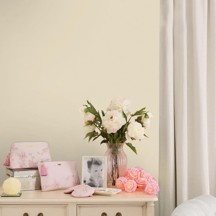  - Laura Ashley Matt Emulsion Paint - Primrose White - 2.5L - 113653 - Decor Warehouse