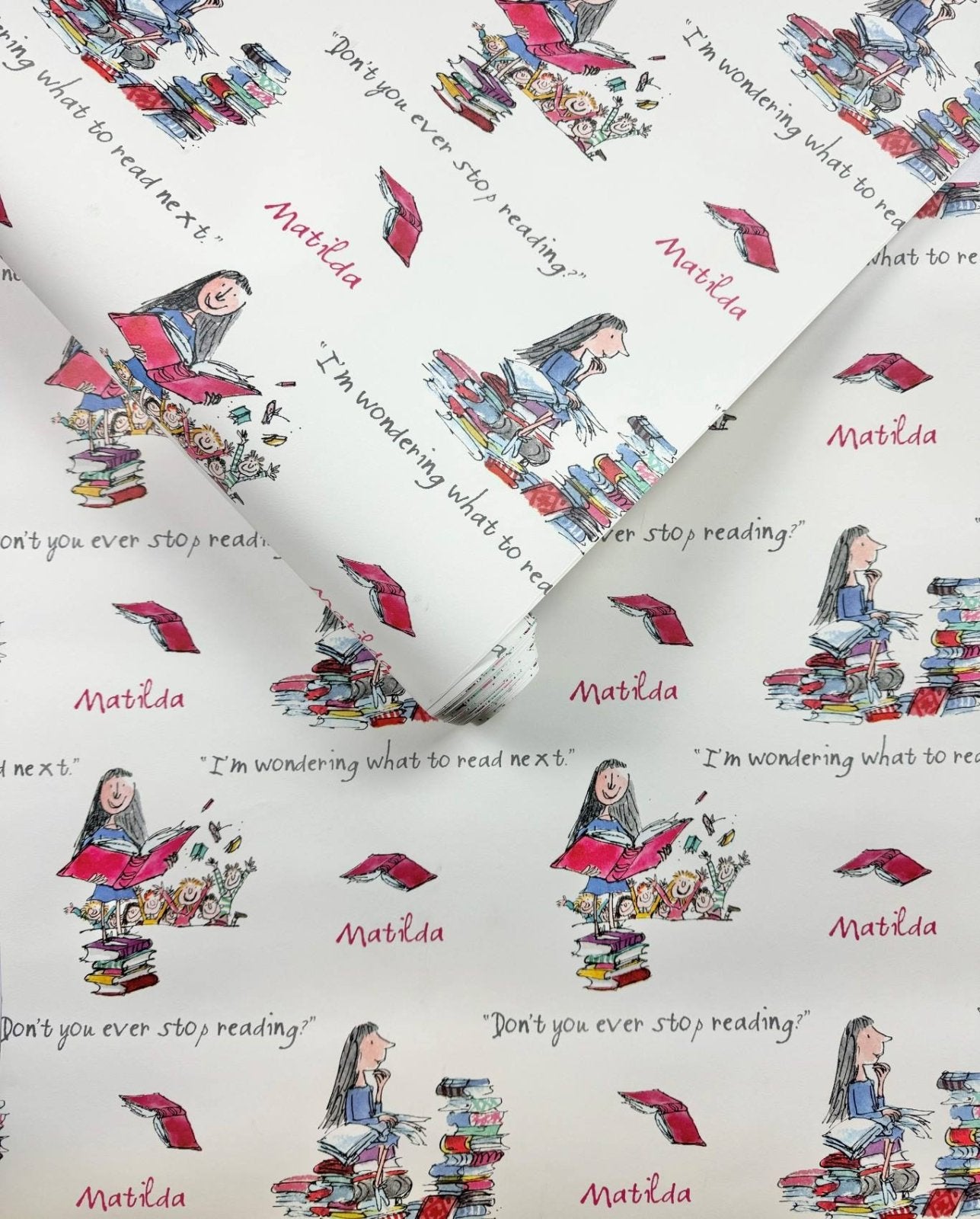 - Muriva Matilda Novelty Wallpaper - 102557 - 1 - Decor Warehouse