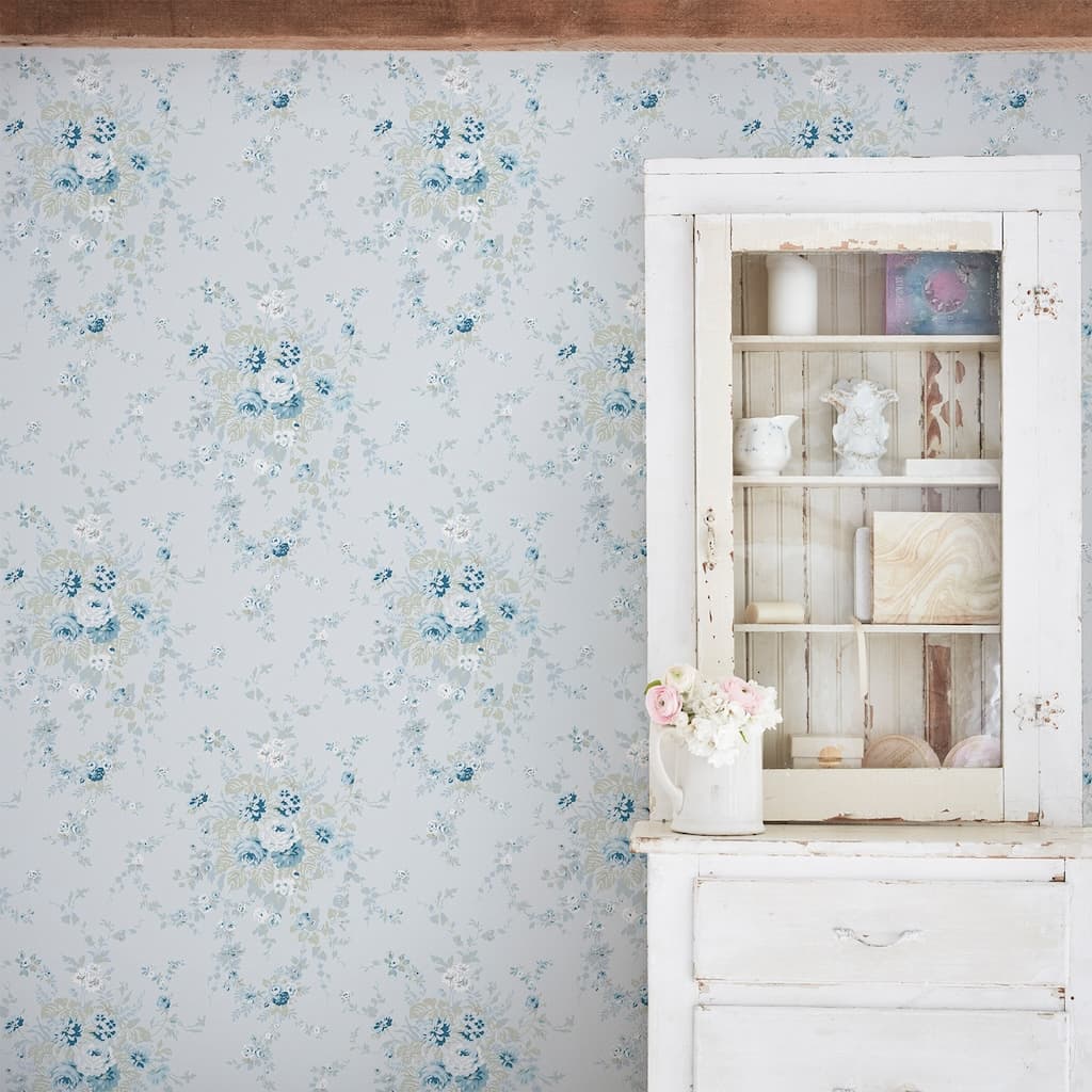 - Shabby Chic by Rachel Ashwell Garden Floral Soft Blue wallpaper - 125128 - Decor Warehouse