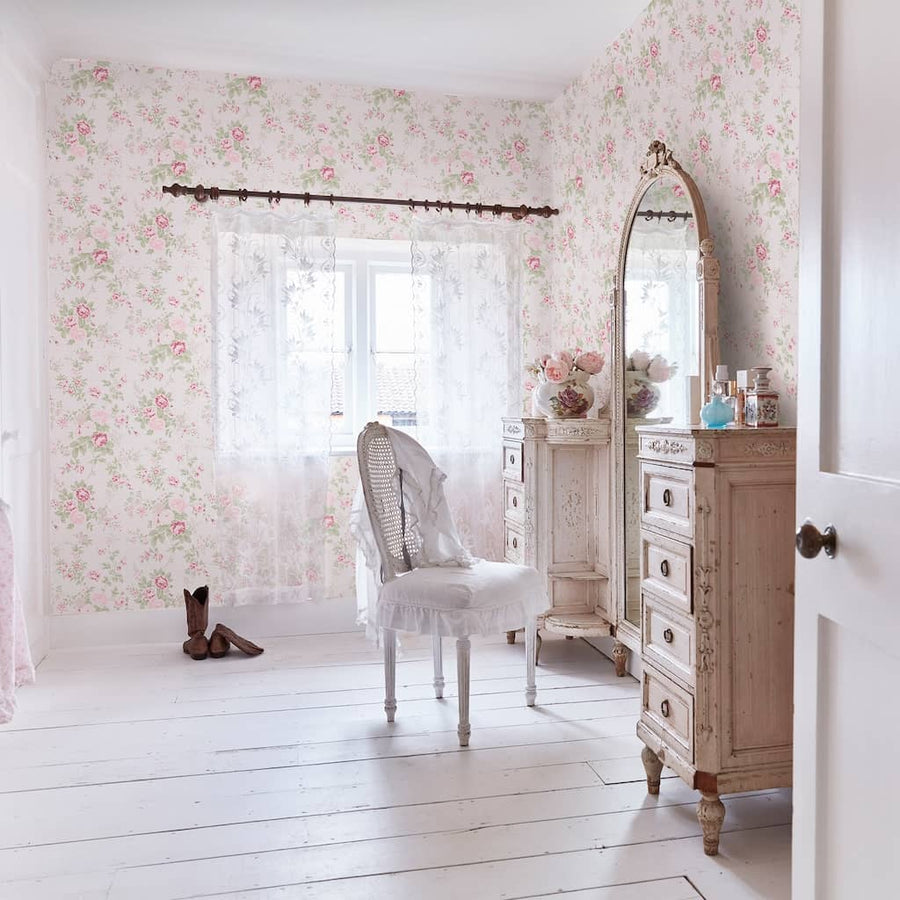  - Shabby Chic by Rachel Ashwell Wild Flower Pink Wallpaper - 125132 - Decor Warehouse