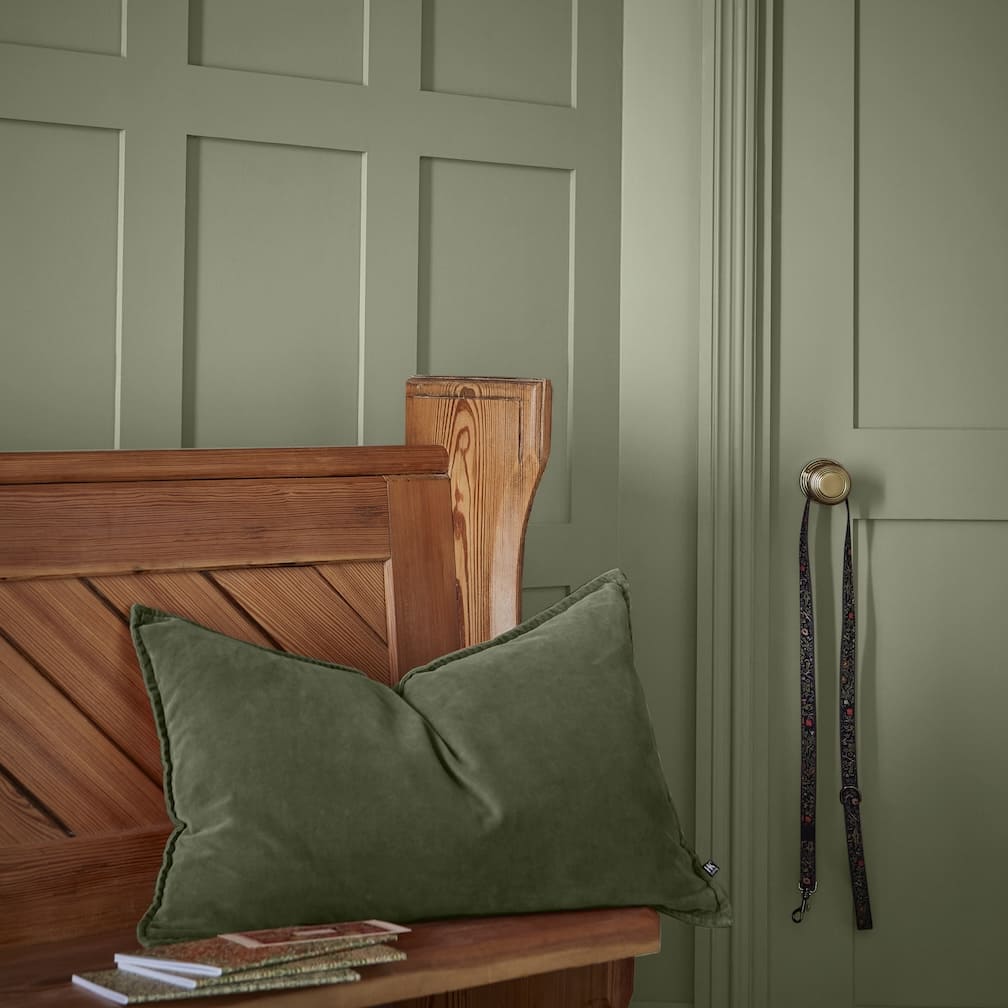 - William Morris At Home Gallery Emulsion Crafter's Clay 2.5L - 124312 - Decor Warehouse