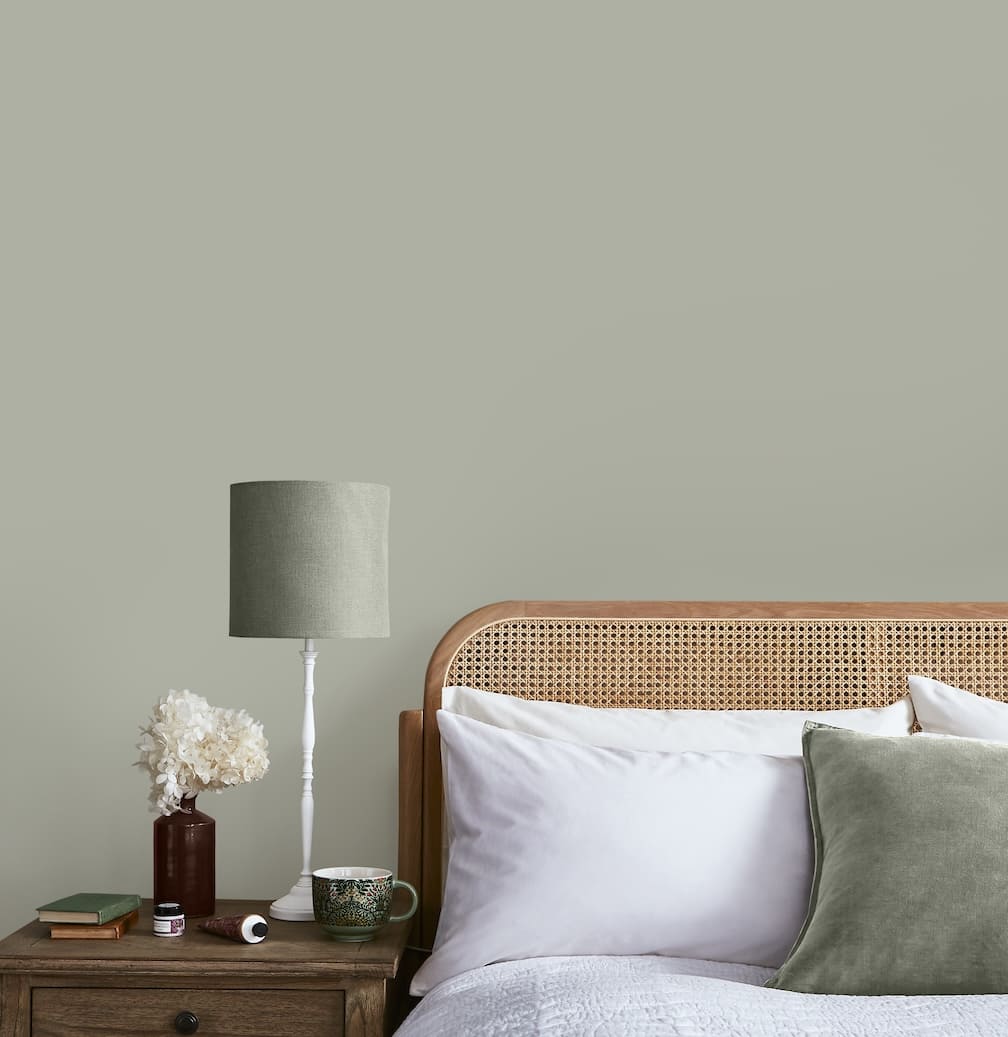 - William Morris At Home Gallery Emulsion Crumbled Sage 2.5L - 124310 - Decor Warehouse