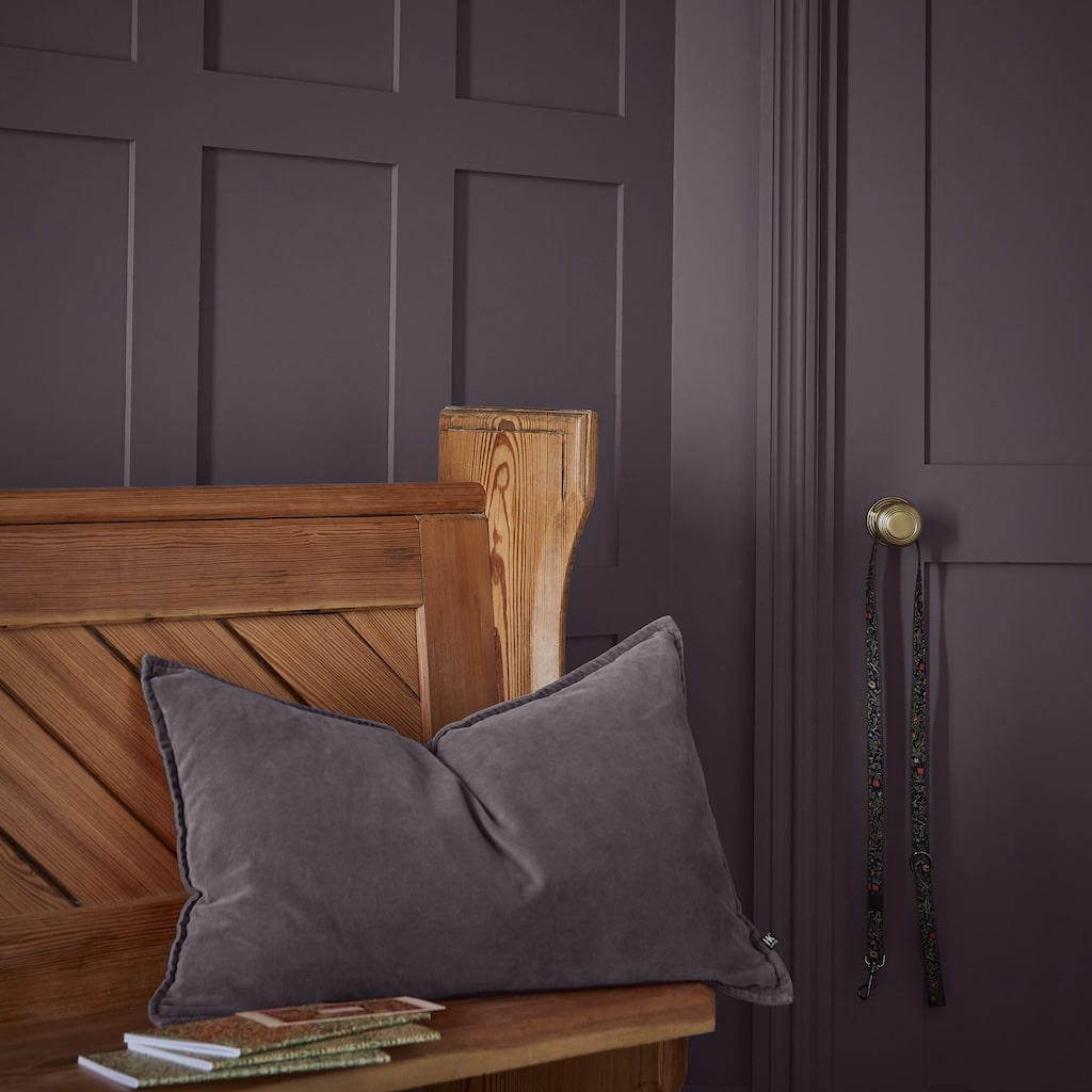 William Morris At Home Gallery Emulsion Foraged Sloe 2.5L - 124292