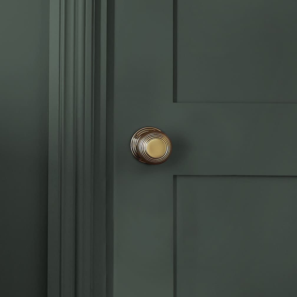 - William Morris At Home Gallery Emulsion Forest Tapestry 2.5L - 124318 - Decor Warehouse