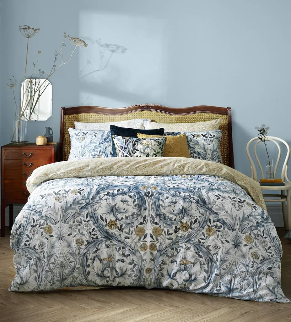 - William Morris At Home Gallery Emulsion Water House 2.5L - 124300 - Decor Warehouse