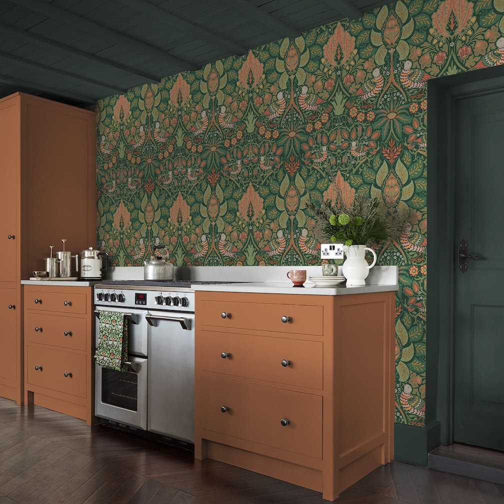 William Morris Dove & Rose Woodland Wallpaper - 140480