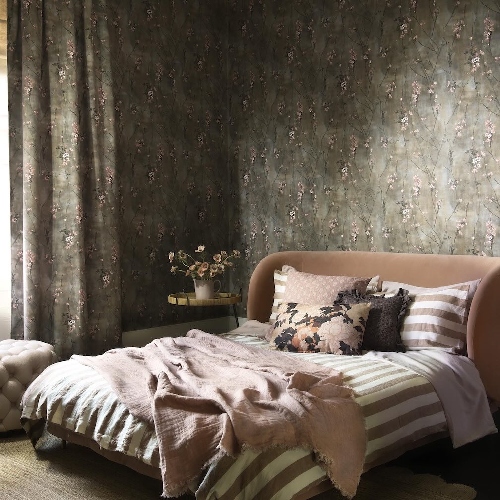 Woodchip & Magnolia Blossom Brown & Blush Wallpaper - WM - 386 - 01