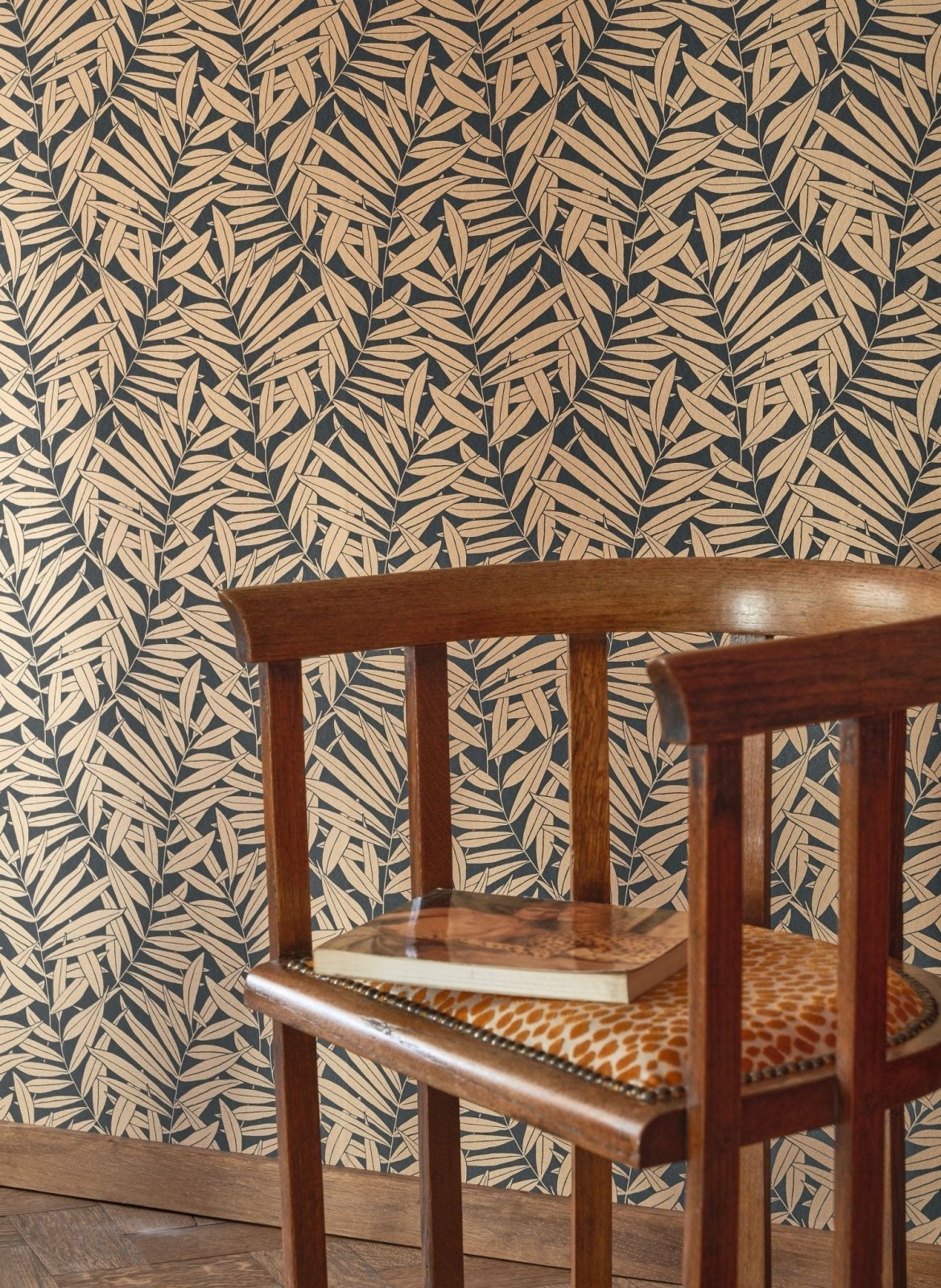 - Casadeco Derby Preston - Mordore Noir Wallpaper - DERB89312877 - Decor Warehouse