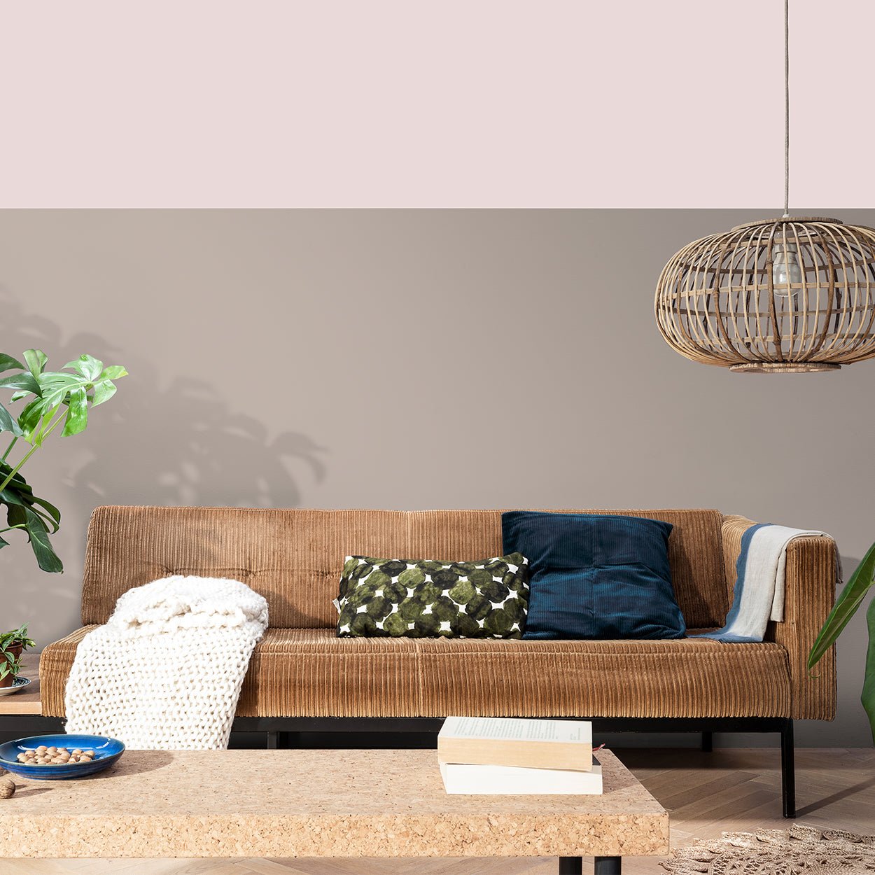 - Dulux Moda Peony Rose Paint 5L - 5487799 - Decor Warehouse