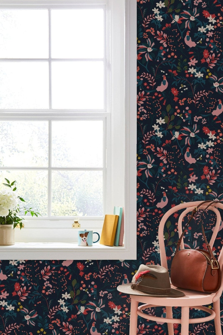  - Joules Fields Edge Floral French Navy wallpaper - 118568 - Decor Warehouse