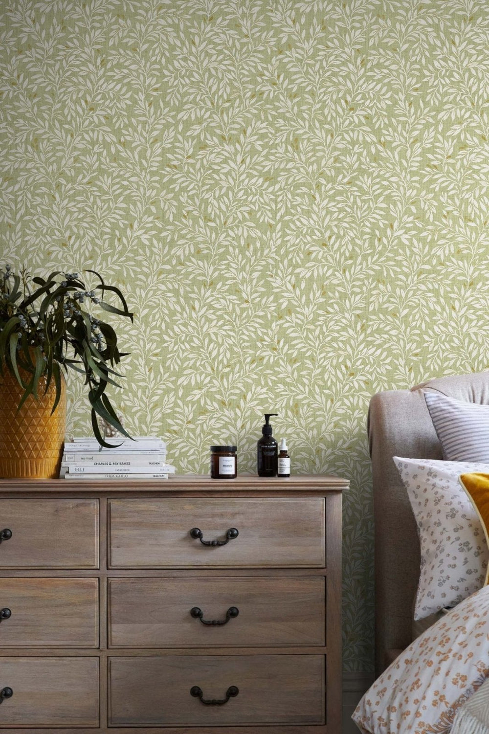 118261-Graham & Brown-Next - Ditsy Leaf Green Wallpaper-Decor Warehouse