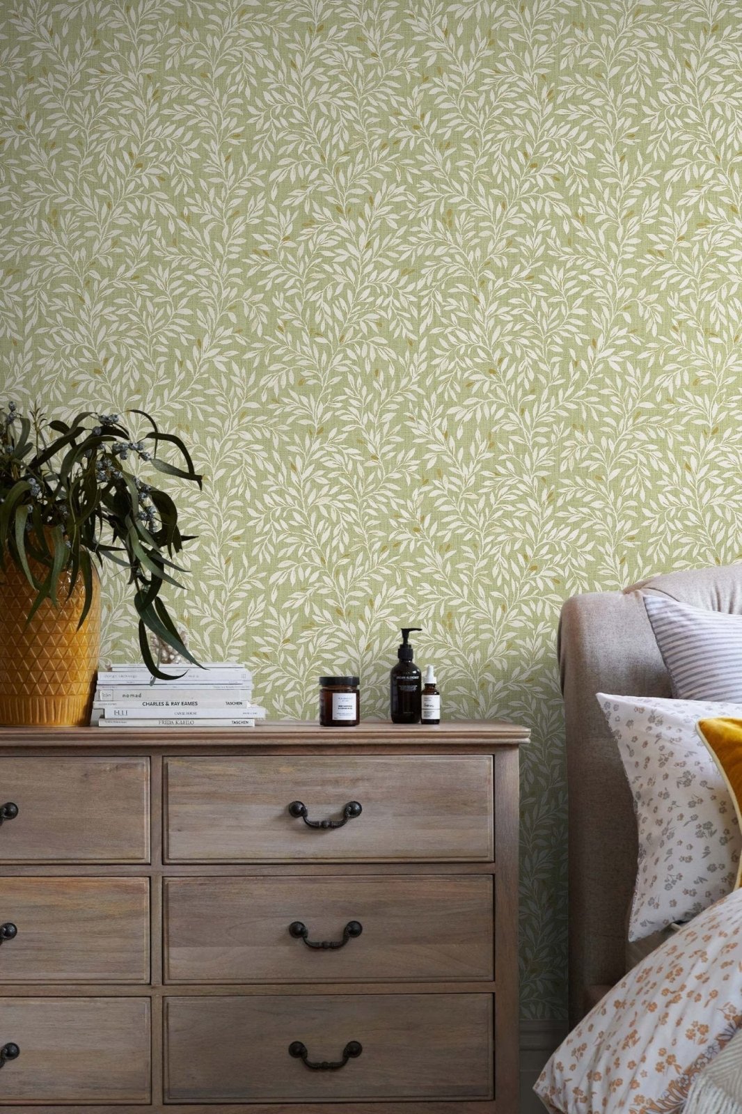 118261-Graham & Brown-Next - Ditsy Leaf Green Wallpaper-Decor Warehouse