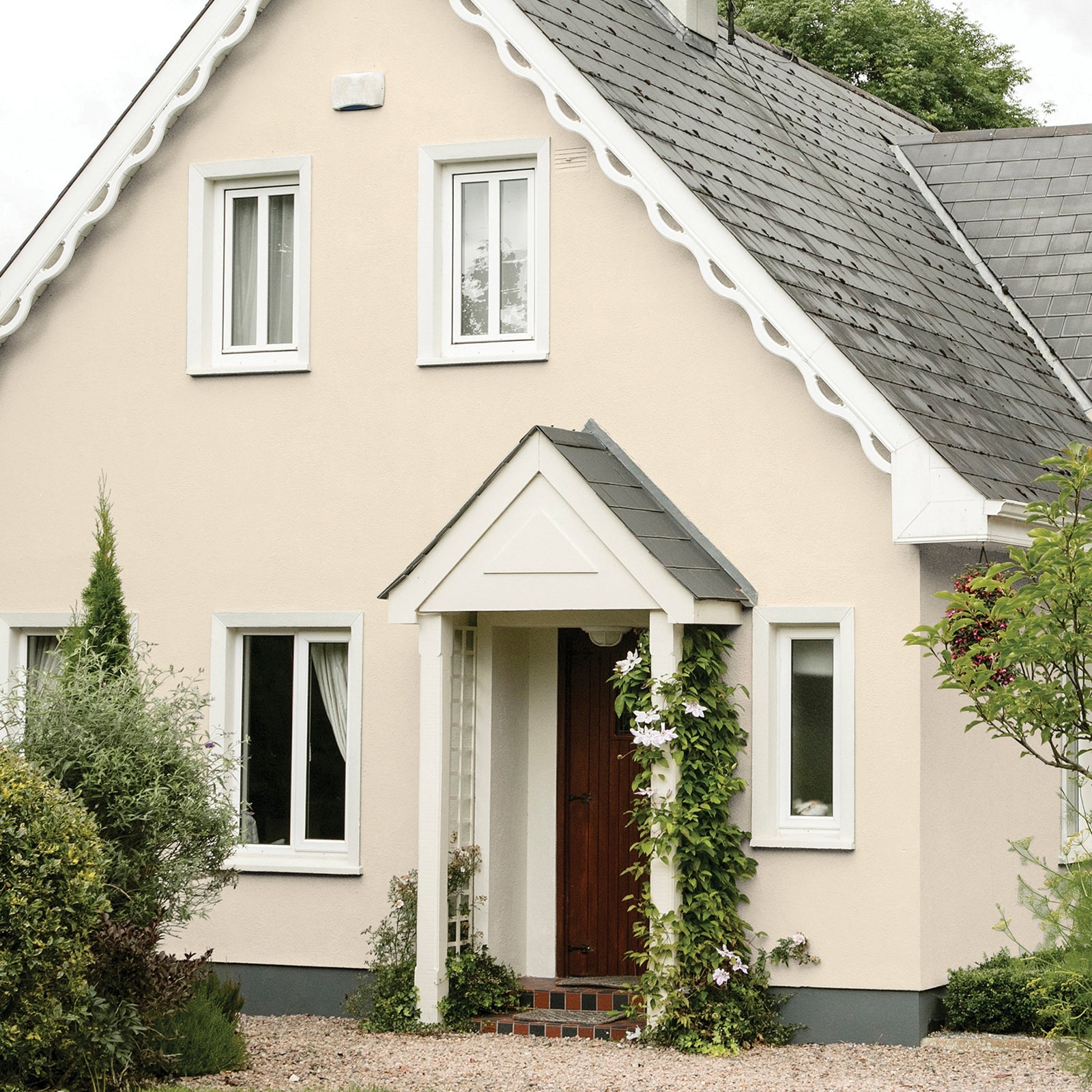 5032354-Sandtex-Sandtex Microseal Smooth Masonry Paint - Magnolia - 2.5L-Decor Warehouse